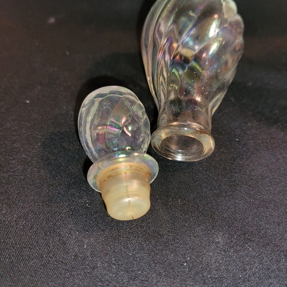 Vintage Perfume Glass bottle, Iridescent - Picture 9 of 10